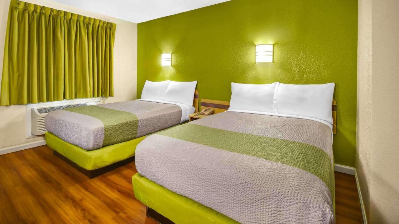 Lakeside Inn 레이크 하바슈 시티 외부 사진